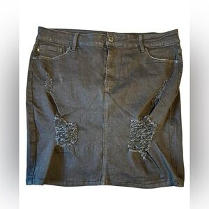 Judy Blue Distressed Black Skirt